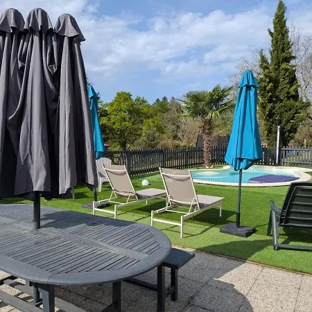 Villa Maison Cosy Avec Piscine Privee En Dordogne -7 Personnes Limeyrat