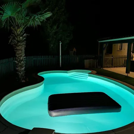 Maison Cosy Avec Piscine Privee En Dordogne -7 Personnes Villa Limeyrat