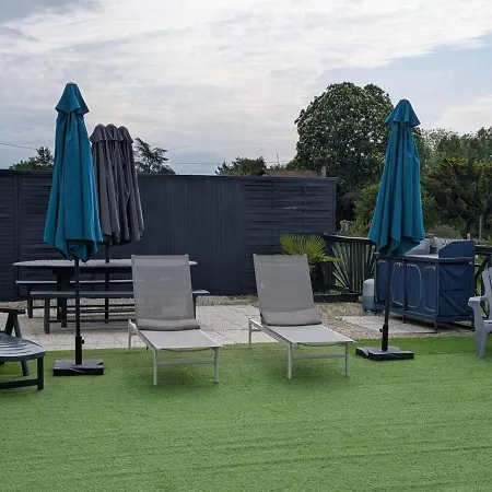 Maison Cosy Avec Piscine Privee En Dordogne -7 Personnes Limeyrat